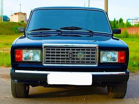 LADA (VAZ) 2107