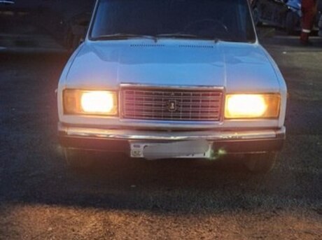 LADA (VAZ) 2107 2004