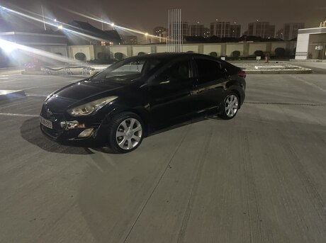 Hyundai Elantra 2013
