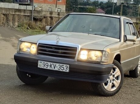 Mercedes 190 1990