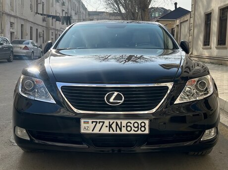 Lexus LS 460