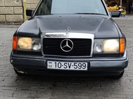 Mercedes E 200