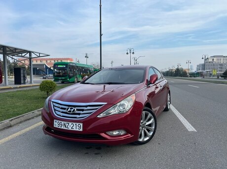 Hyundai Sonata