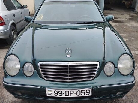 Mercedes E 270 2000