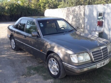 Mercedes E 300 d 1994