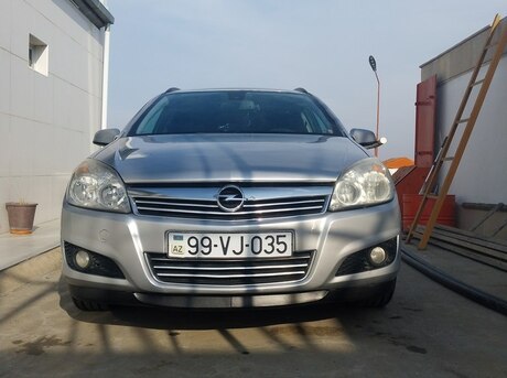 Opel Astra 2008