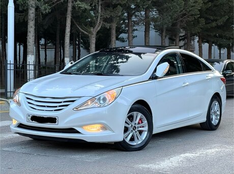 Hyundai Sonata 2011