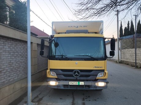 Mercedes Atego 818 2011