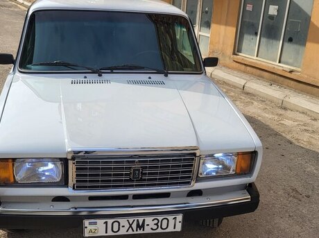 LADA (VAZ) 2107