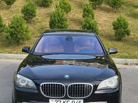 BMW 750