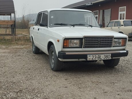 LADA (VAZ) 2107