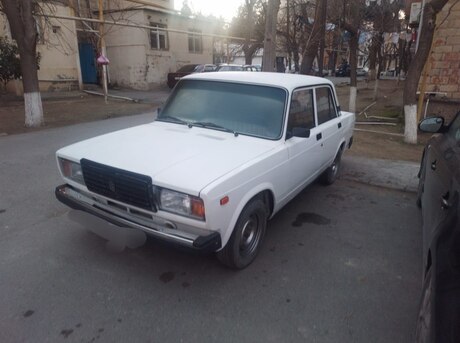 LADA (VAZ) 2107