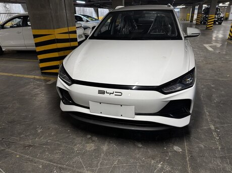 BYD e2 2024