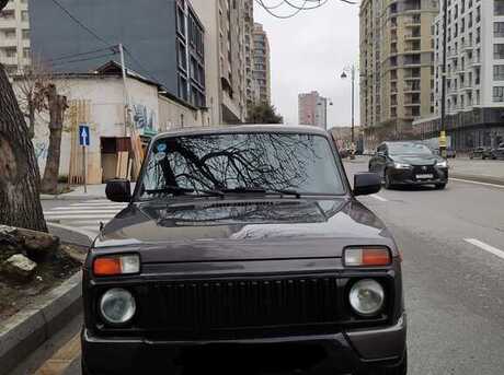 LADA (VAZ) Niva 2017