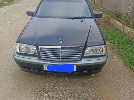 Mercedes C 180