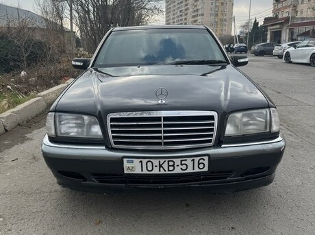 Mercedes C 200