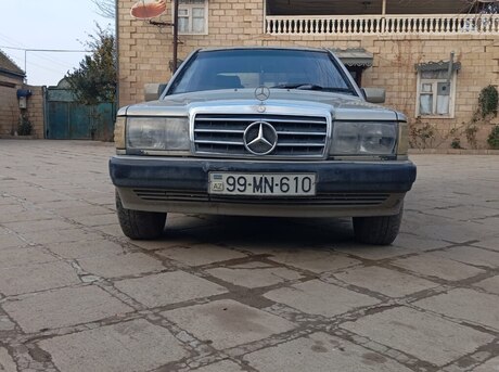 Mercedes 190