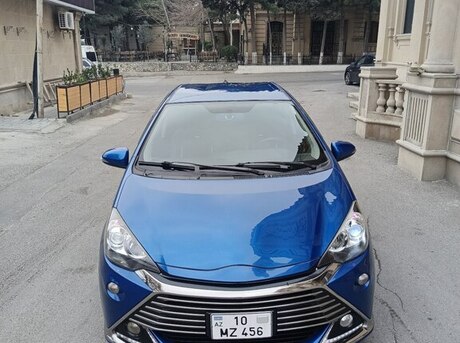 Toyota Aqua 2014