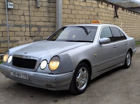 Mercedes E 220 d 1998