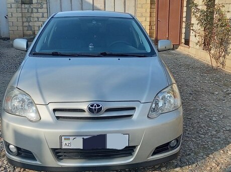 Toyota Corolla 2005