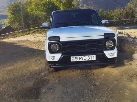 LADA (VAZ) Niva 2012
