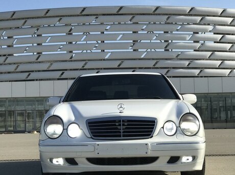 Mercedes E 320 2000