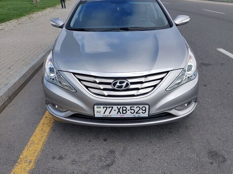 Hyundai Sonata 2010