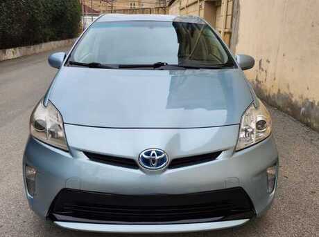 Toyota Prius 2015
