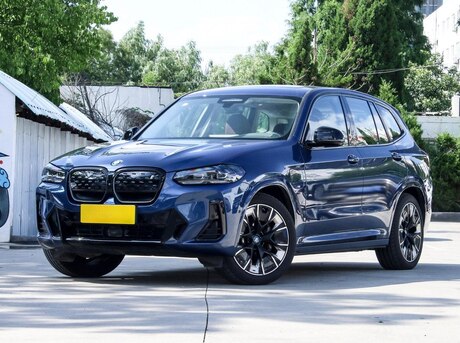 BMW  2025
