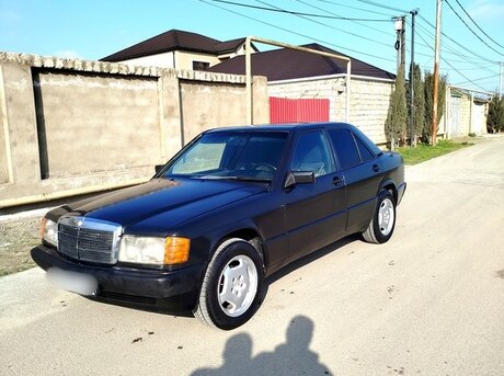 Mercedes 190 1990