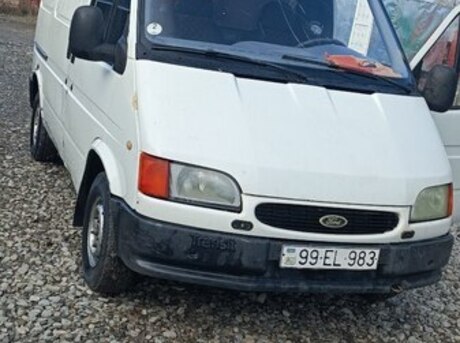 Ford Transit 2000
