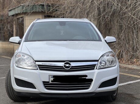 Opel Astra 2008