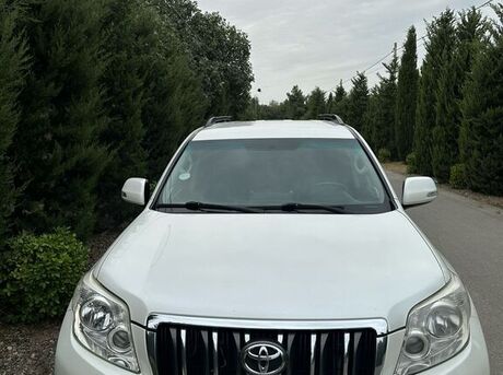 Toyota Land Cruiser Prado 2010