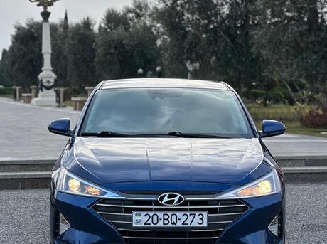 Hyundai Elantra 2019