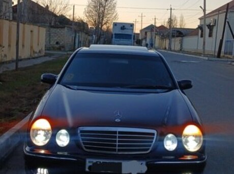 Mercedes E 240 1999