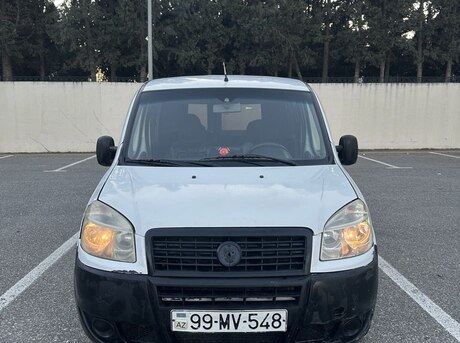 Fiat Doblo 2010