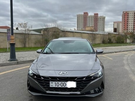 Hyundai Elantra 2021
