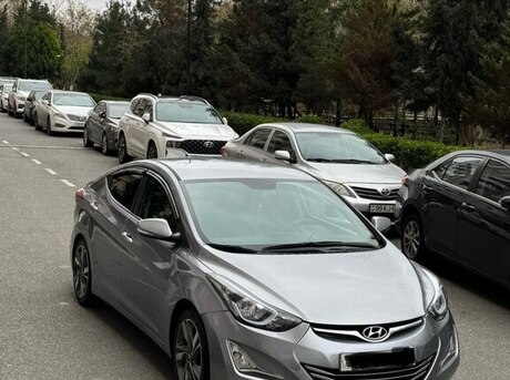 Hyundai Elantra 2015