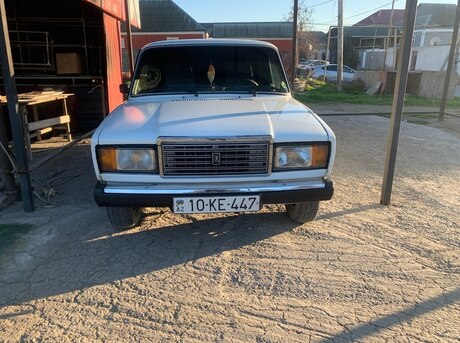 LADA (VAZ) 2107 2001