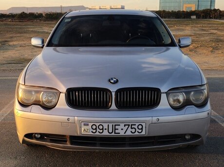 BMW 745 2002