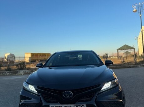 Toyota Camry 2020