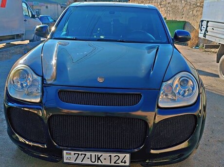Porsche Cayenne 2004