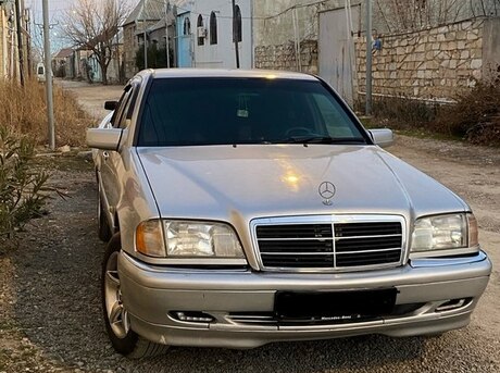 Mercedes C 180 1995