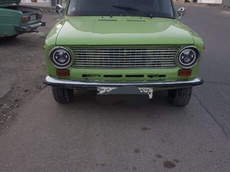 LADA (VAZ) 21011 1982