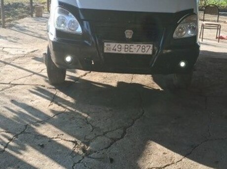 GAZ 330200 2005