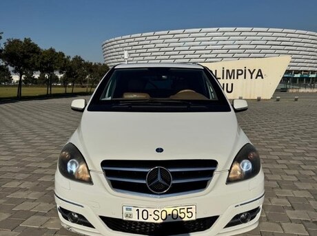 Mercedes B 200 2010