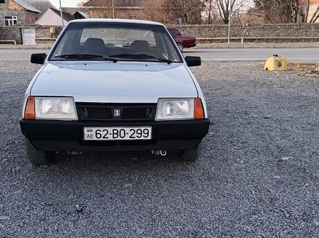 LADA (VAZ) 21099 2000
