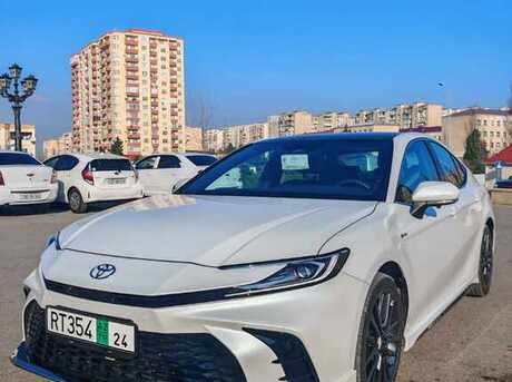 Toyota Camry 2024