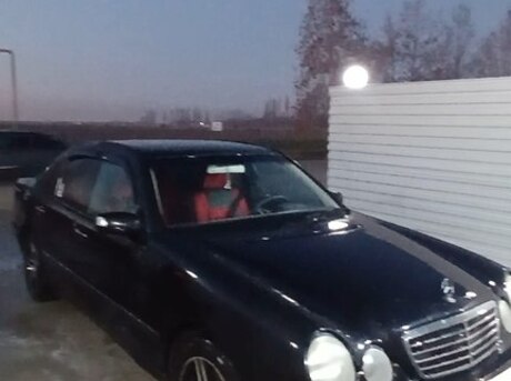 Mercedes E 220 d 1998