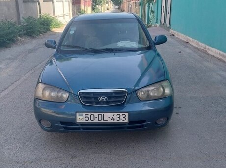 Hyundai Elantra 2001